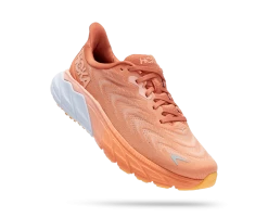 Hoka Women's Arahi 6 (SBSCR - Sun Baked/Shell Coral)